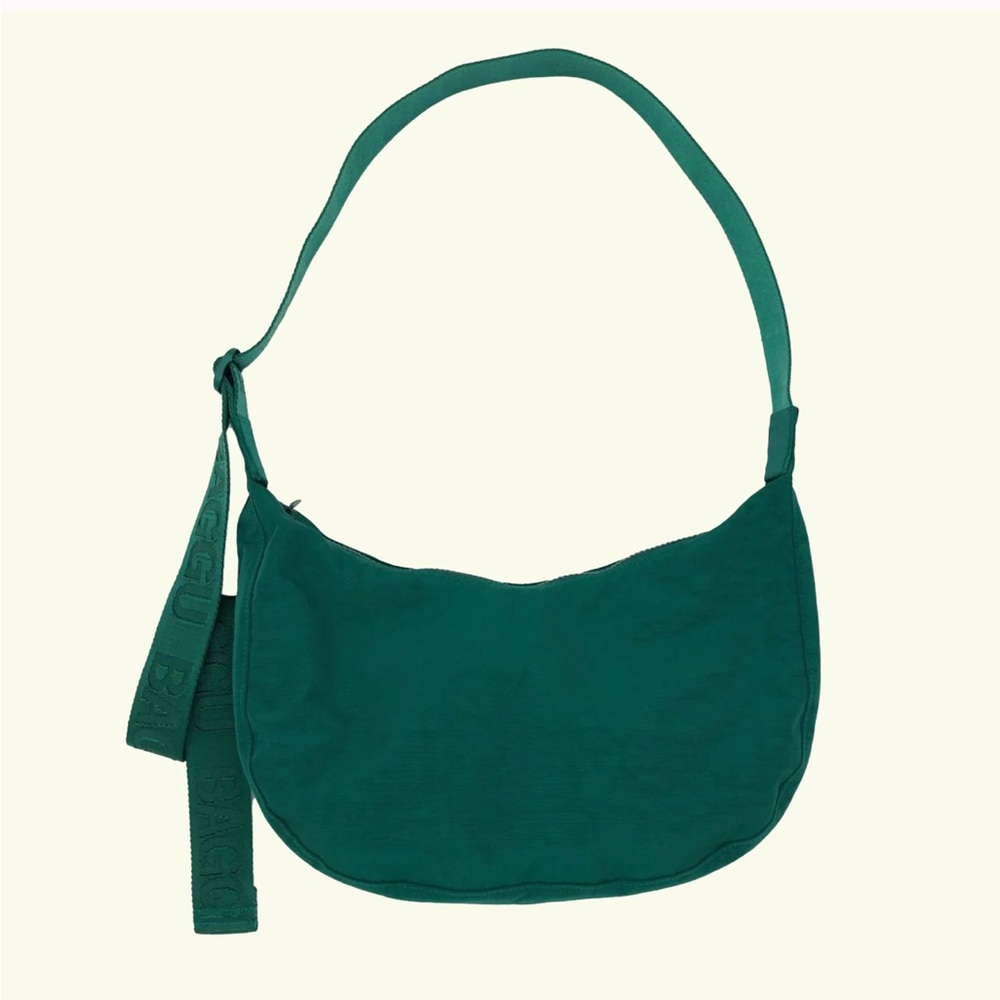 Brand New with Tags BAGGU Medium Nylon Crescent Bag - Cypress